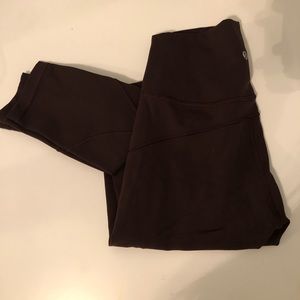 Lululemon In Movement 28” Size 4